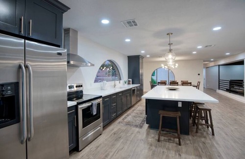 Fountain Hills House | 5BR-Mountain views - heated pool, spa, game room