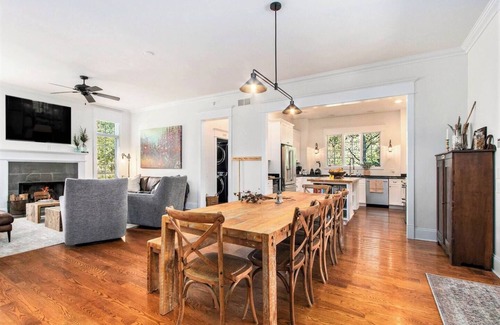 Sawyer House | 5BR Oasis w/Pool/spa/sports ct.
