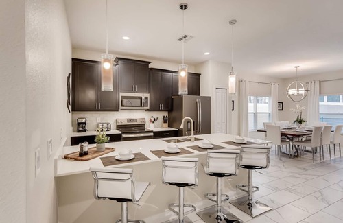 Davenport House | 5BR Villa Bliss: Private Pool - Sleeps 14 - 412