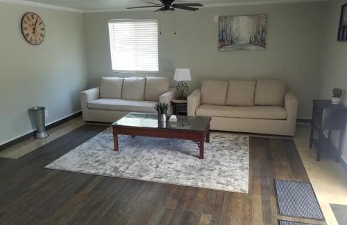 Squaw Valley House | 5EZ Ranch Barn-Get away from it all, easy access
