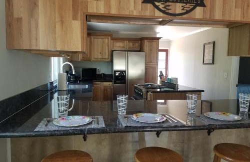 Squaw Valley House | 5EZ Ranch Barn-Get away from it all, easy access