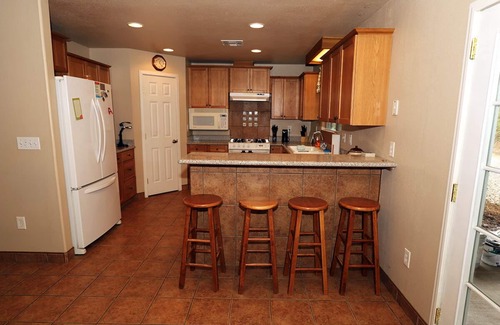 Squaw Valley House | 5EZ Ranch- Minutes to the Kings Canyon National Park