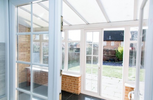 Kettering House | 5Guests-FamilyFriendly-Parking-GardenView-Centre