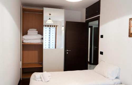 Pero Apartment | 5min RhoFiera-10minMetro-Parking