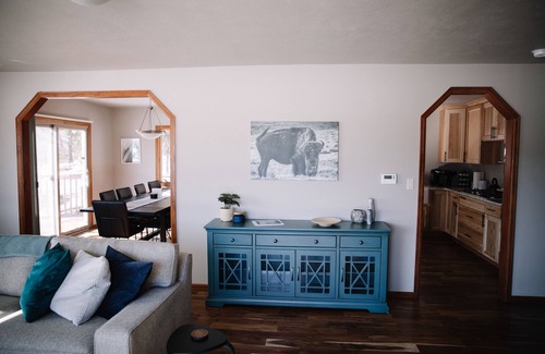 Woodland Park House | 6 acres, Hot tub, Pikes Peak ⛰ View, Sleeps 8