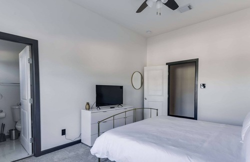 Government Hill House | 6 bed/3 bath remodeled home | BAMC
