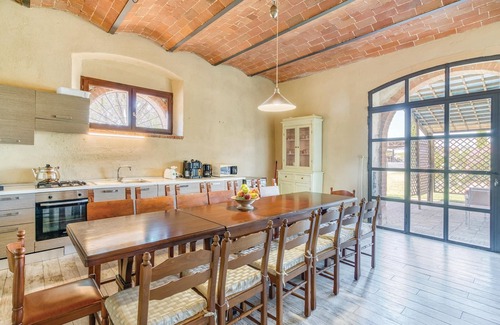 Gavorrano House | 6 bedroom accommodation in Giuncarico -GR-