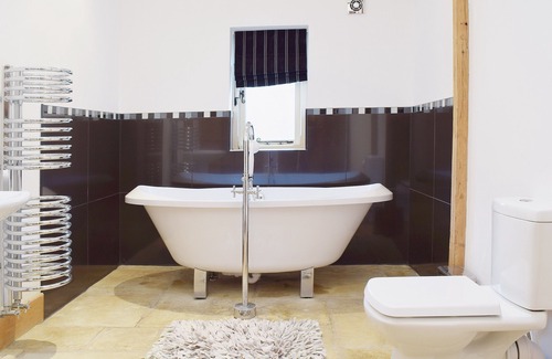 Bradwell Cottage | 6 bedroom accommodation in Bradwell, near Gorleston