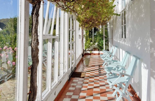 Lyme Regis Cottage | 6 bedroom accommodation in Uplyme, near Lyme Regis