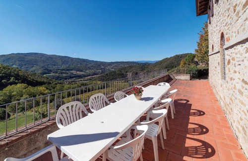 Dicomano House | 6 bedroom amazing home in Dicomano