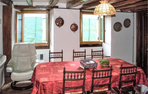 Aldudes House | 6 Bedroom Awesome Home In Aldudes