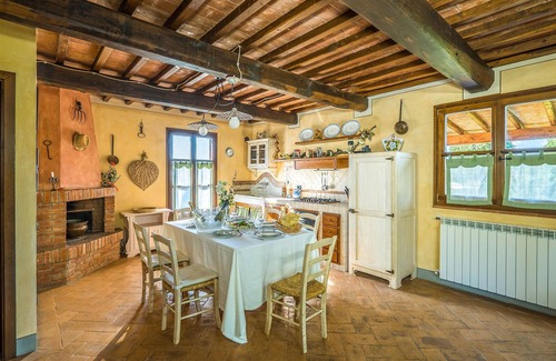 Montaione House | 6 bedroom nice home in Montaione (FI)