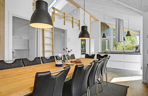 Fjellerup House | 6 bedroom nice home in Glesborg