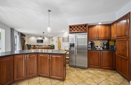 Albrightsville House | 6 bedrooms 10 beds + 3.5 bath with HEATED PRIVATE pool,Hot tub,Game room & More!