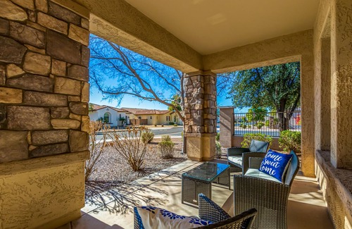 Queen Creek House | ❤️ 6 BEDROOMS, 5000sf, ARCADE, NEW JETTED SPA - SLEEPS 25 ❤️