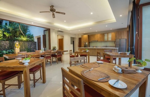 Melayang Villa | 6 BR - Private Pool, River & Paddies View