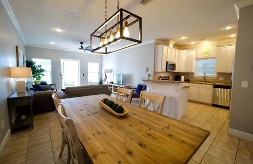 Laguna Beach Estates House | 6 BR-Seaside Cotton-Heated Pool-Game Room with Pool Table
