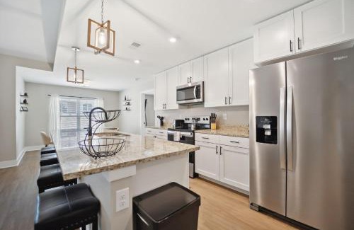 Williamsburg House | 6 Condos in Traverse City