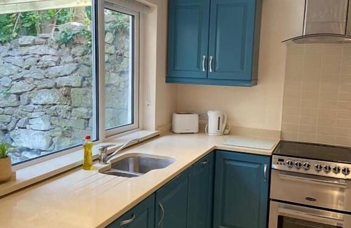 Galway City Centre House | 6 Eyre Square Lane