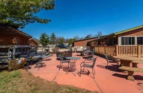 Neillsville Cabin | 6 guests 3BR, fully furnished, on-site enjoyment.