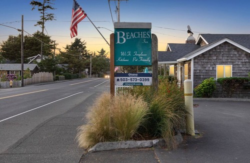 Downtown Cannon Beach Apartment | 6 Herons Nest: Coastal Charm | Walk to Beach | Dog-Friendly