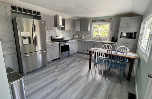 Buzzards Bay House | 6 houses away from quiet beach! Minutes from the heart of Onset & Cape Cod Canal