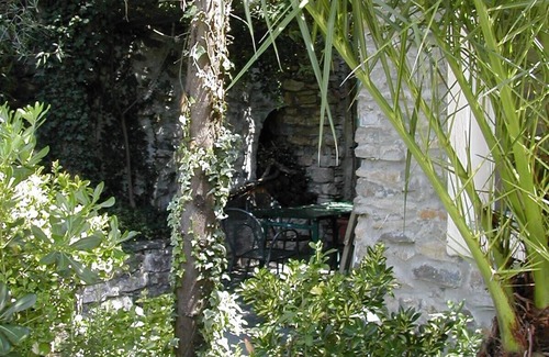 Isolalunga Apartment | 6 km from the sea, in Ligurian back-country, olive grove, old village district