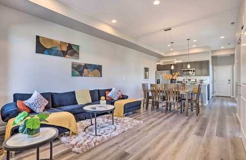 Dupont House | 6 Mi to Dtwn Denver: Townhome w/Patio!