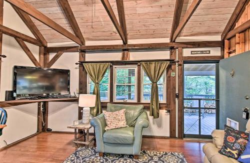 Linville House | 6 Mi to Grandfather Mountain Park Cottage with Deck