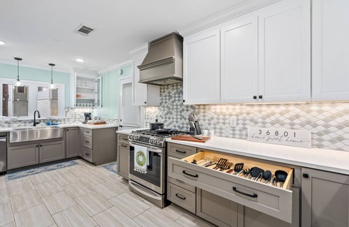 Opelika House | 6 miles to Campus 4 to RTJ 1.5 to DT Opelika