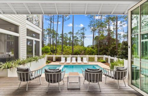 Watercolor House | 6 min Bike Ride to Beach! Private Pool with Lake Views in WaterColor! 5BR! home
