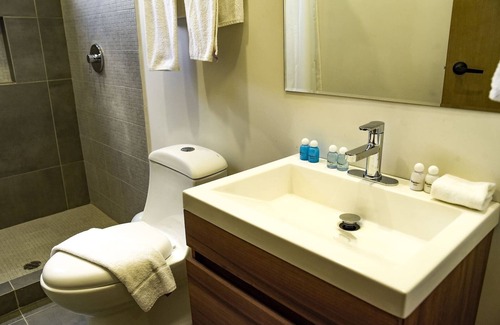 Contry Apartment | 6 min ITESM, spacious and central