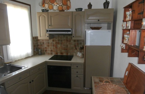 La Ciotat Apartment | 6-person apartment, sea view, terrace, swimming pool and boules pitch.