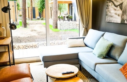 Zutendaal Ski Chalet | 6-person chalet with separate sleeping areas