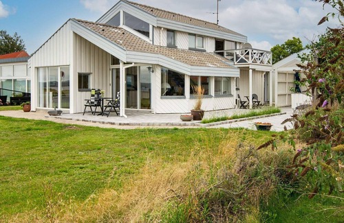 Vibæk Strand House | 6 person holiday home in Ebeltoft