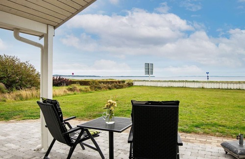 Vibæk Strand House | 6 person holiday home in Ebeltoft