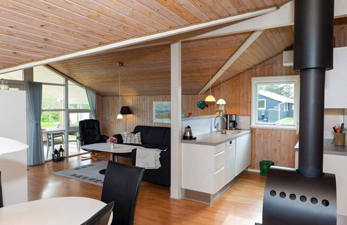 Lonstrup House | 6 person holiday home in Hjørring-By Traum