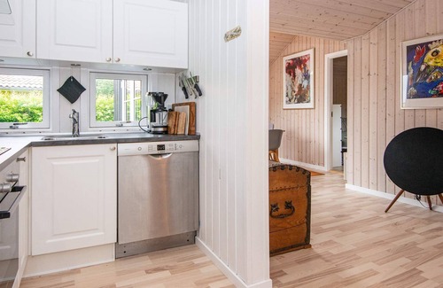 Grønninghoved Strand House | 6 person holiday home in Sjølund