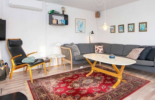 Trans House | 6 person holiday home in Lemvig