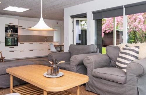 Vibæk Strand House | 6 person holiday home in Ebeltoft