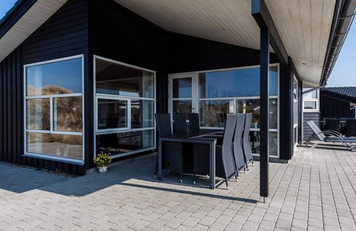 Henne Strand House | 6 person holiday home in Henne