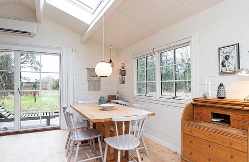 Bratten Strand House | 6 person holiday home in Jerup