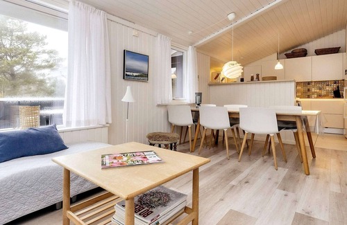 Bratten Strand House | 6 person holiday home in Jerup-By Traum