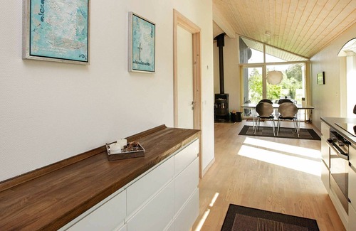 Bratten Strand House | 6 person holiday home in Jerup
