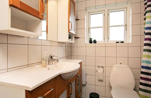 Trans House | 6 person holiday home in Lemvig