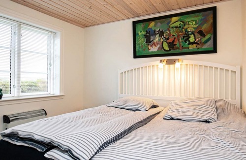 Trans House | 6 person holiday home in Lemvig