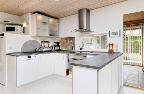 Kramnitse House | 6 person holiday home in Rødby