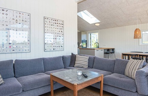 Ronde House | 6 person holiday home in Rønde-By Traum