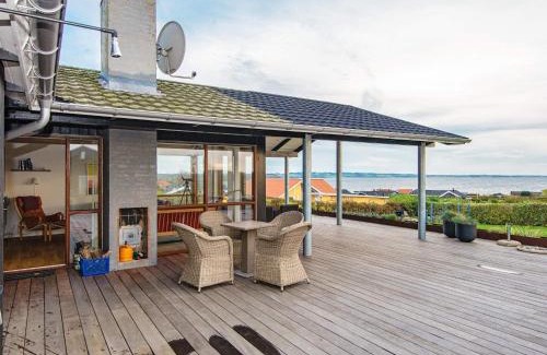 Ronde House | 6 person holiday home in R nde