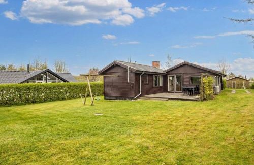 Remmer Strand House | 6 person holiday home in Struer-By Traum